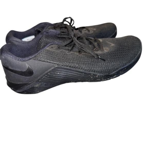 NikeMetcon 5 \'Triple Black main image 6